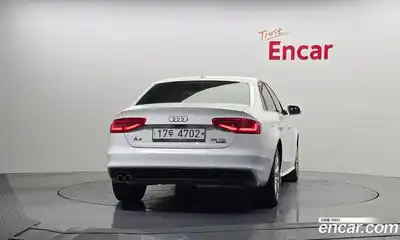 Audi A4 2015 2.0 гидро в Москве № 229830, миниатюра 4