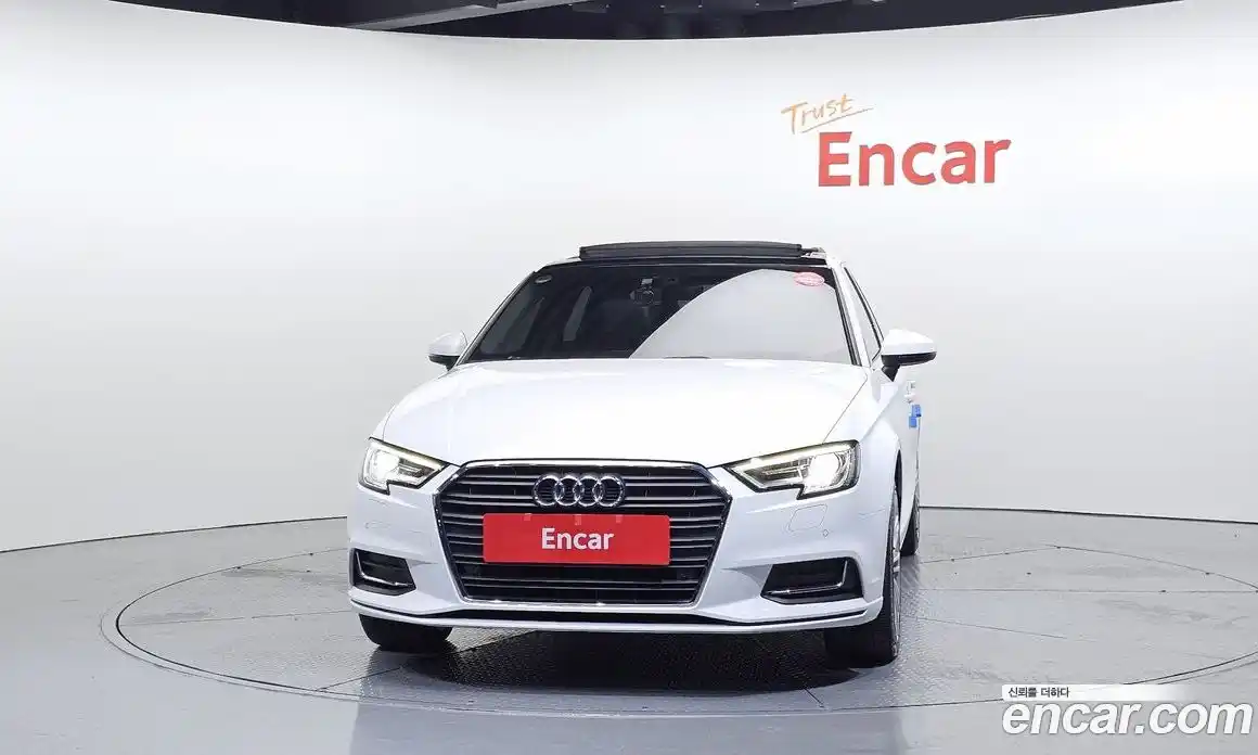 Audi A3 2018 2.0 гидро в Москве № 230148, фото 3