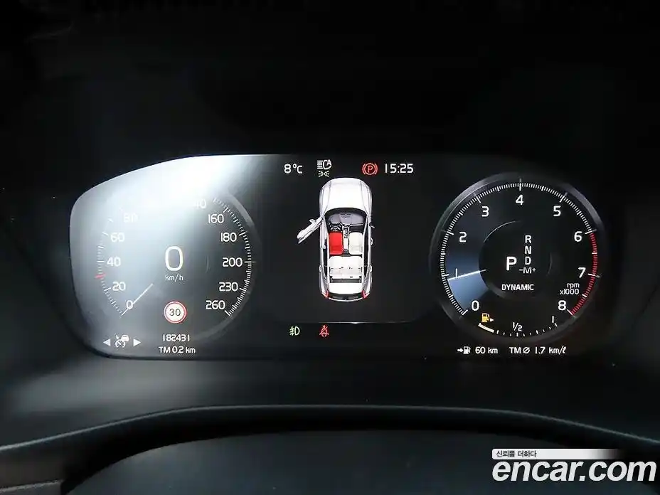 Volvo XC40 2019 2.0 гидро в Москве № 230641, фото 9