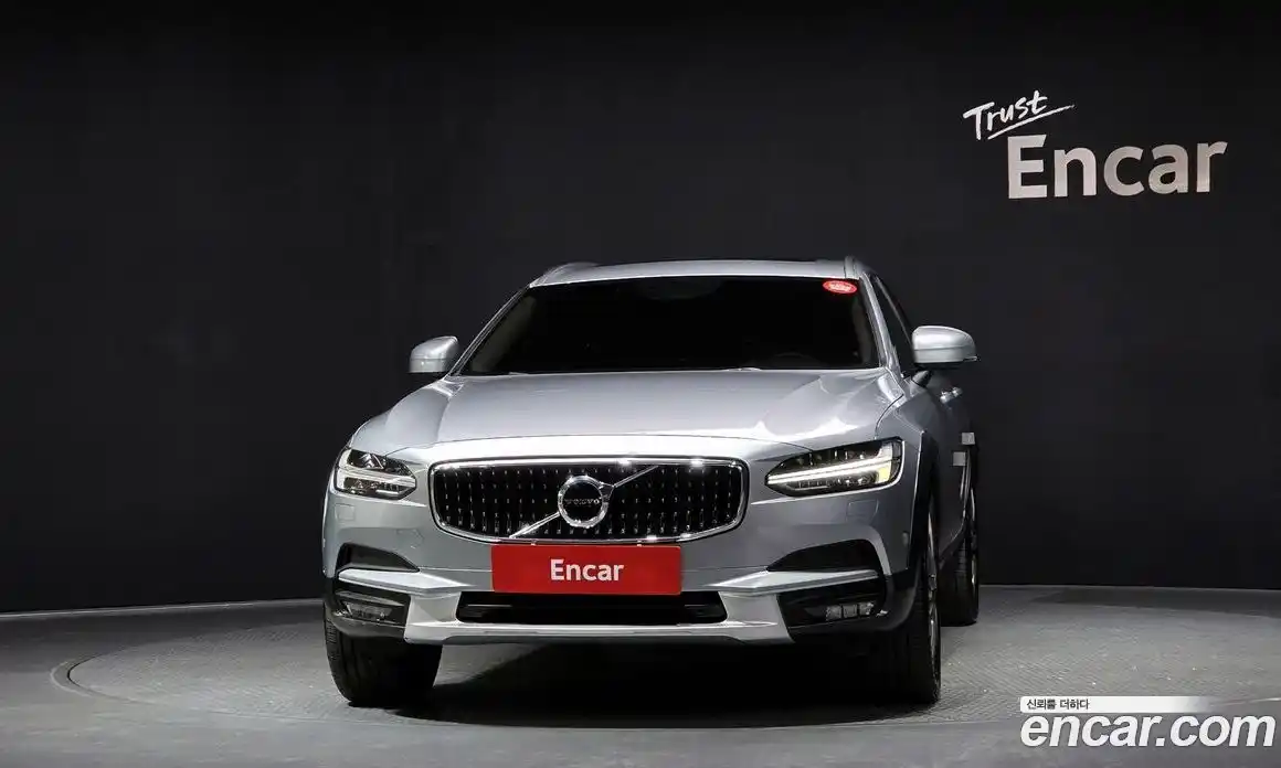 Volvo V90 2018 2.0 гидро в Москве № 230653, фото 3