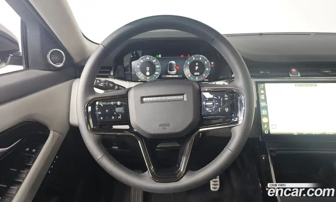 Land Rover Range-Rover Evoque 2024 2.0 гидро в Москве № 231219, фото 13