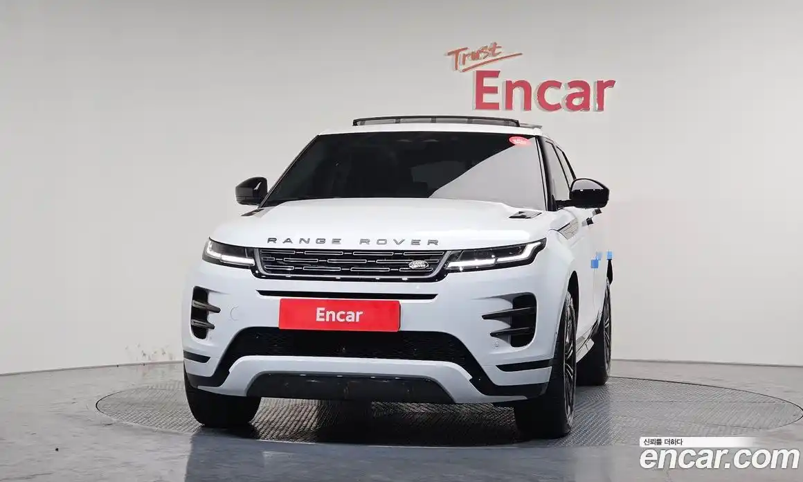 Land Rover Range-Rover Evoque 2024 2.0 гидро в Москве № 231219, фото 3