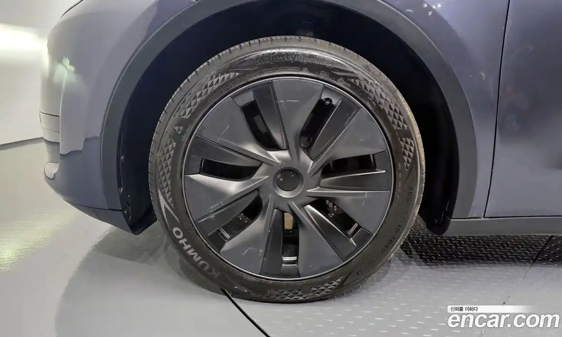 Tesla Model Y 2024 0.2 гидро в Москве № 231628, фото 5