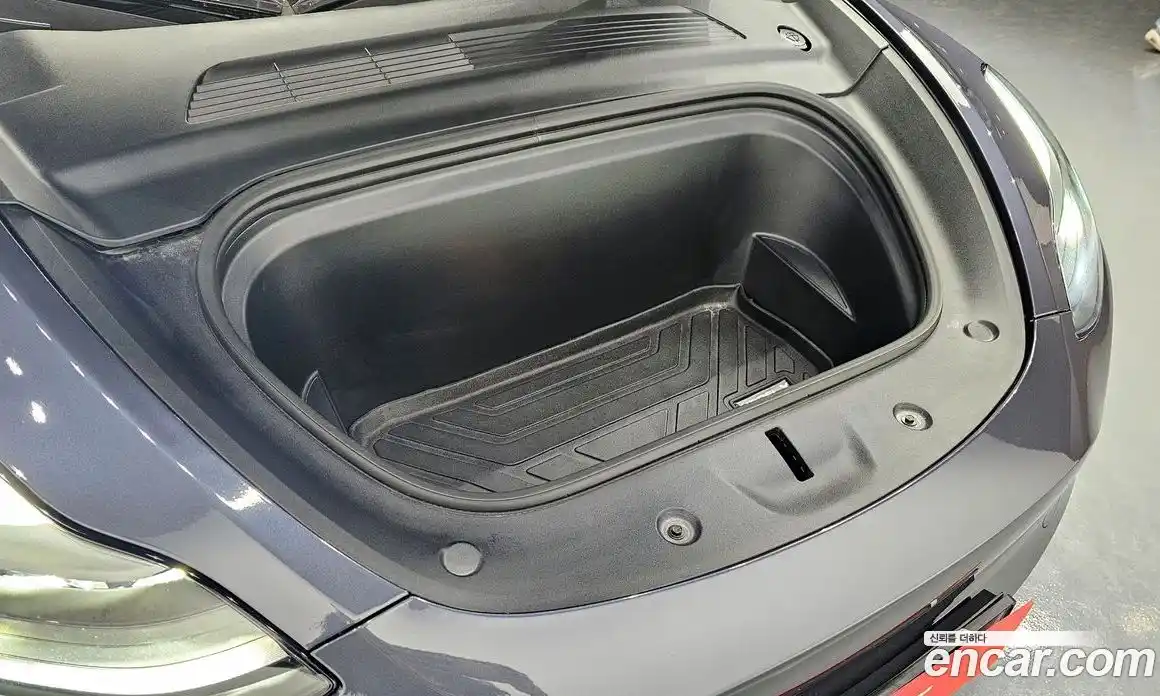 Tesla Model Y 2024 0.2 гидро в Москве № 231628, фото 6