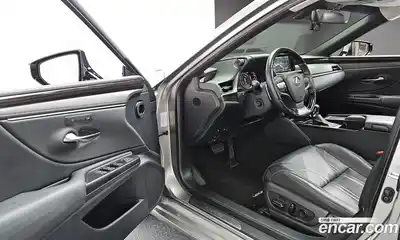 Lexus ES 2018 2.5 гидро в Москве № 232017, миниатюра 11