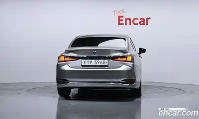 Lexus ES 2018 2.5 гидро в Москве № 232017, миниатюра 4