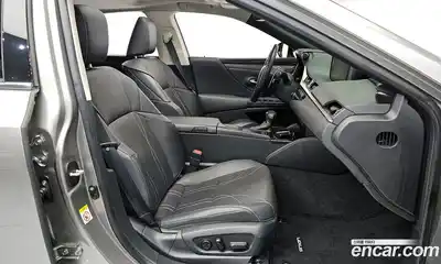 Lexus ES 2018 2.5 гидро в Москве № 232017, миниатюра 10