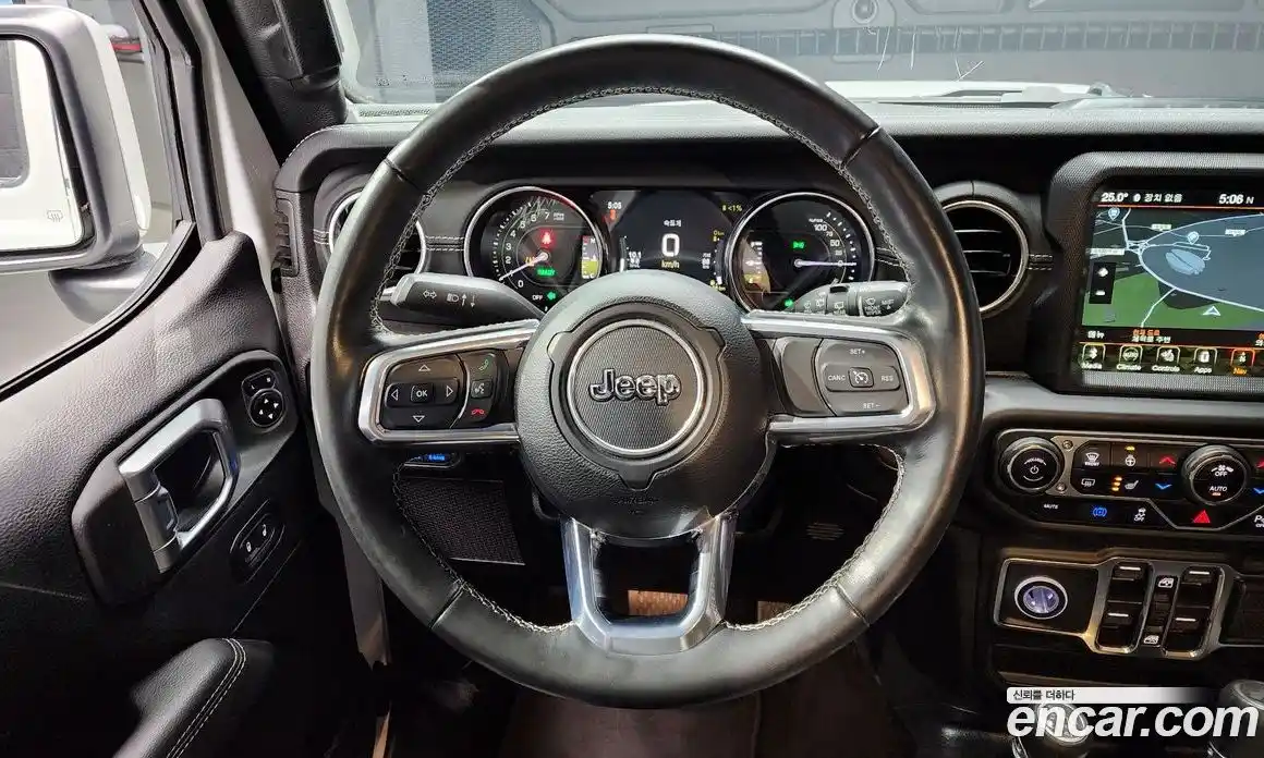 Jeep Wrangler 2022 2.0 гидро в Москве № 232432, фото 13