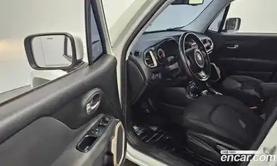 Jeep Renegade 2016 2.4 гидро в Москве № 232551, миниатюра 11