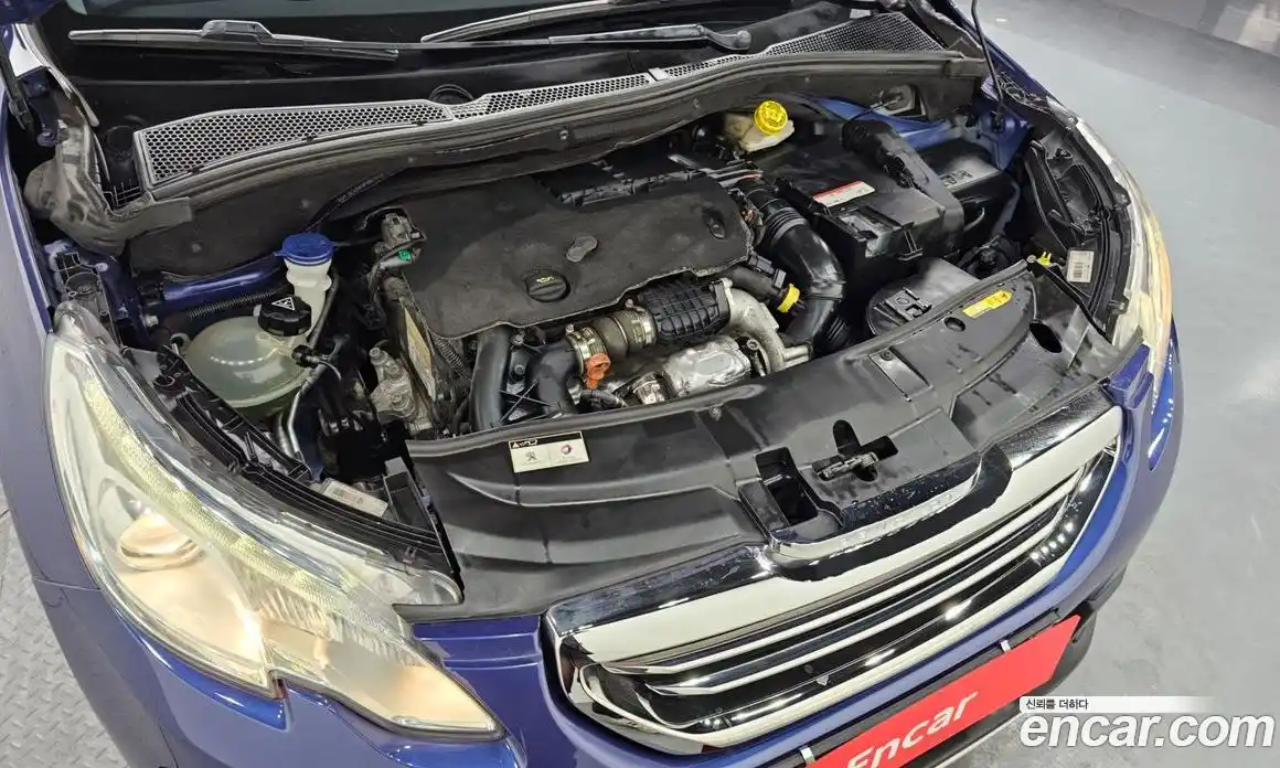 Peugeot 2008 2015 1.6 гидро в Москве № 233550, фото 6