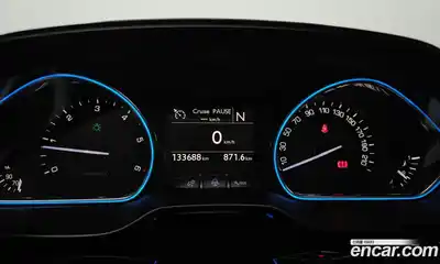 Peugeot 2008 2015 1.6 гидро в Москве № 233550, миниатюра 8