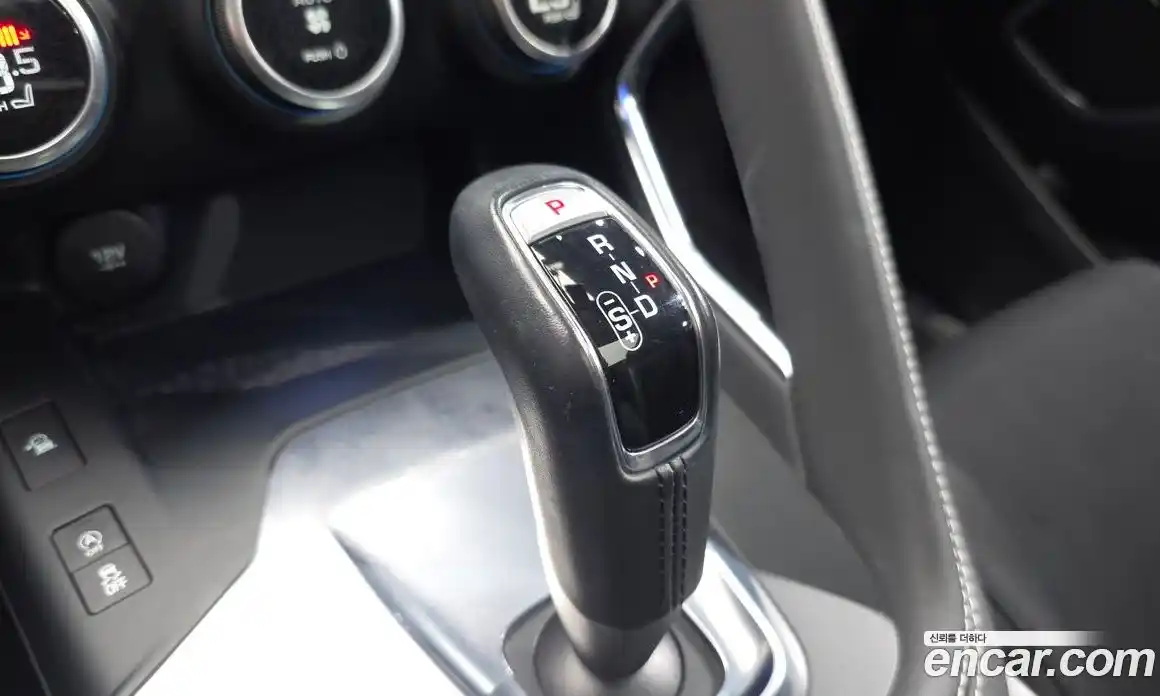 Jaguar E-Pace 2018 2.0 гидро в Москве № 256048, фото 9