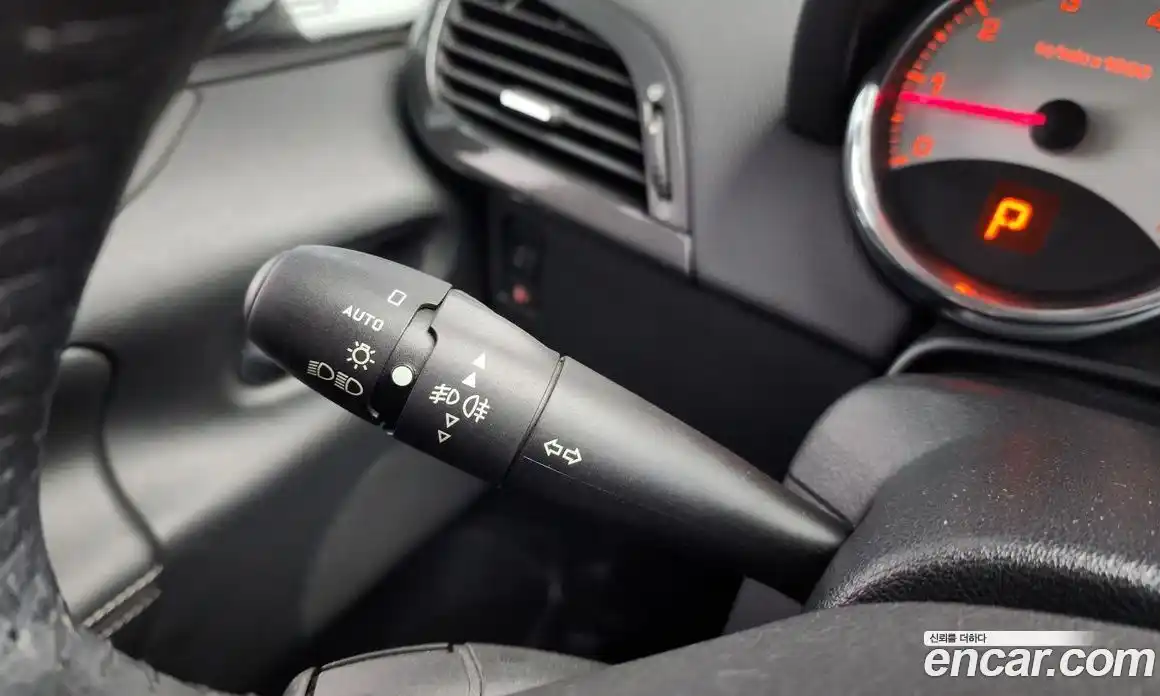 Peugeot 207 2008 1.6 гидро в Москве № 256231, фото 14