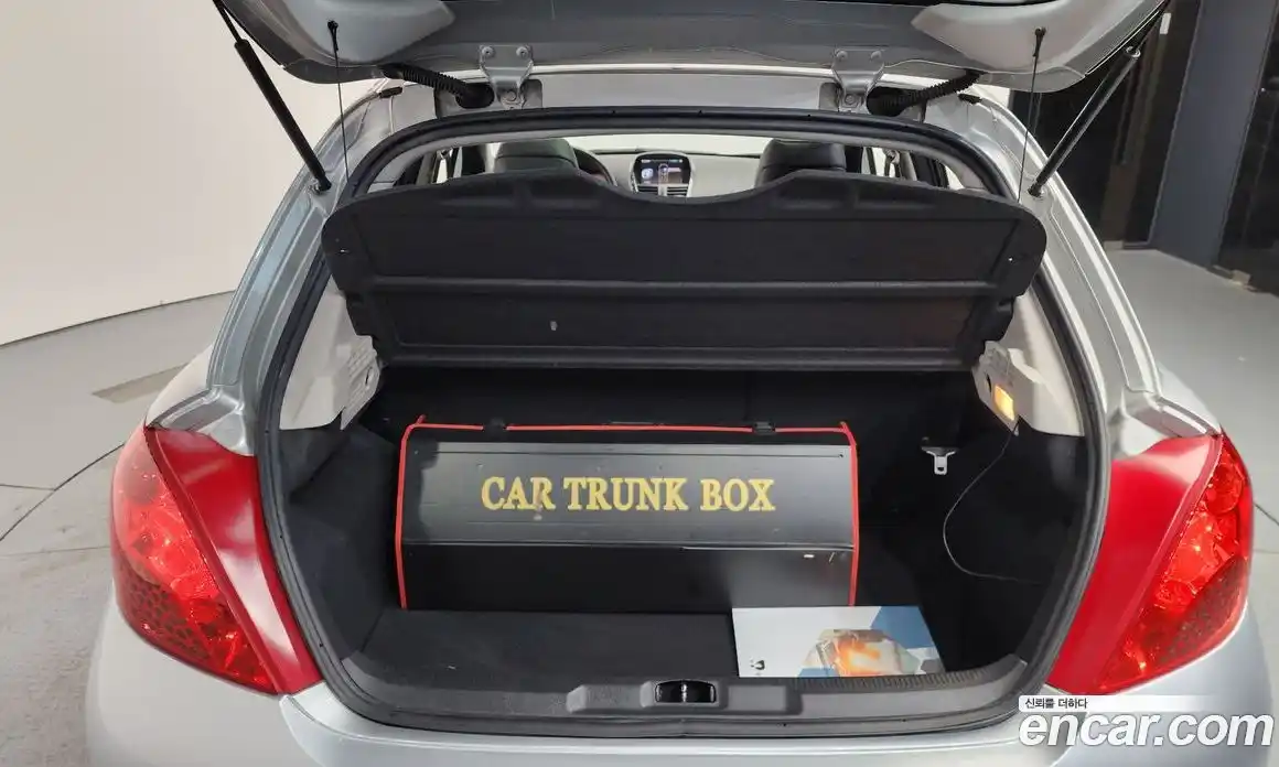 Peugeot 207 2008 1.6 гидро в Москве № 256231, фото 20