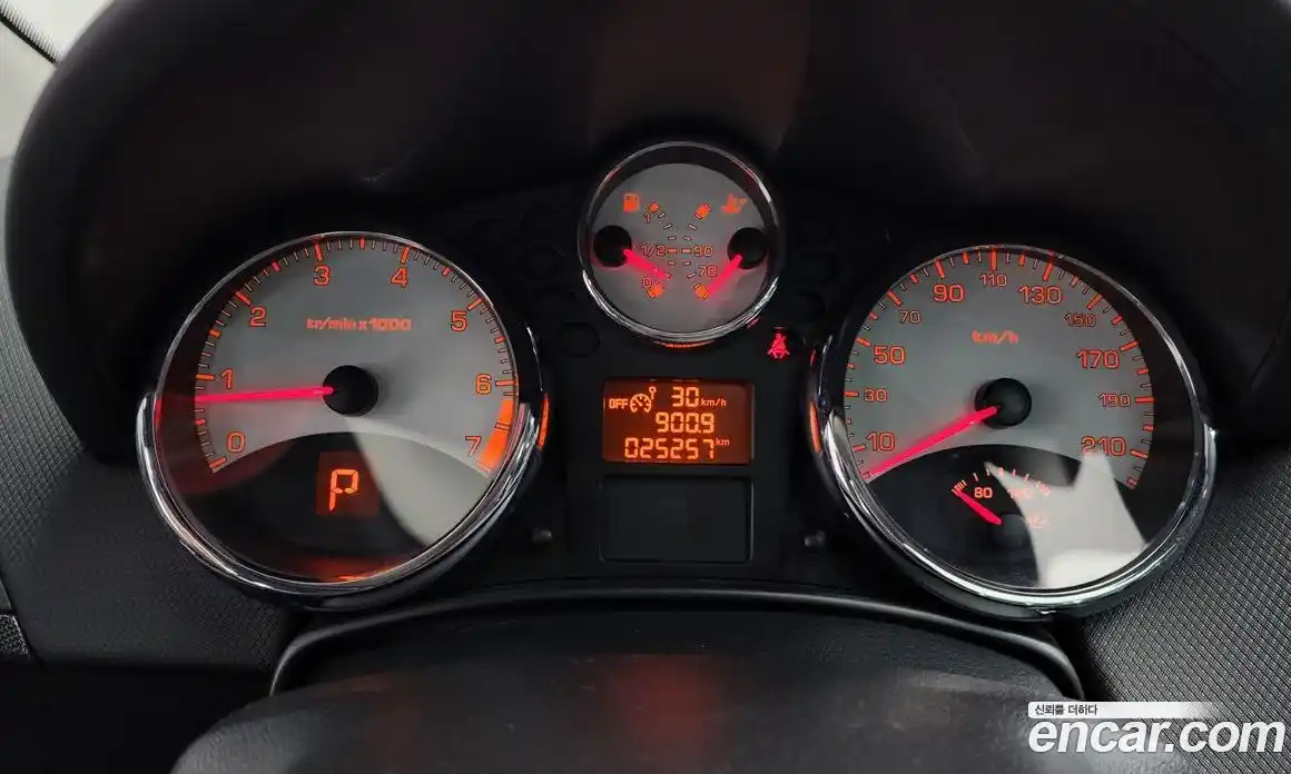 Peugeot 207 2008 1.6 гидро в Москве № 256231, фото 8