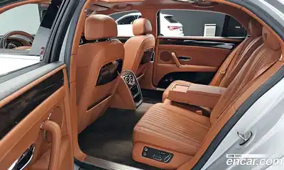 Bentley Flying Spur 2018 4.0 гидро в Москве № 256667, миниатюра 11