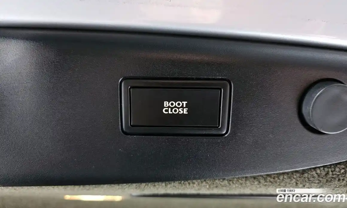 Bentley Flying Spur 2018 4.0 гидро в Москве № 256667, фото 20