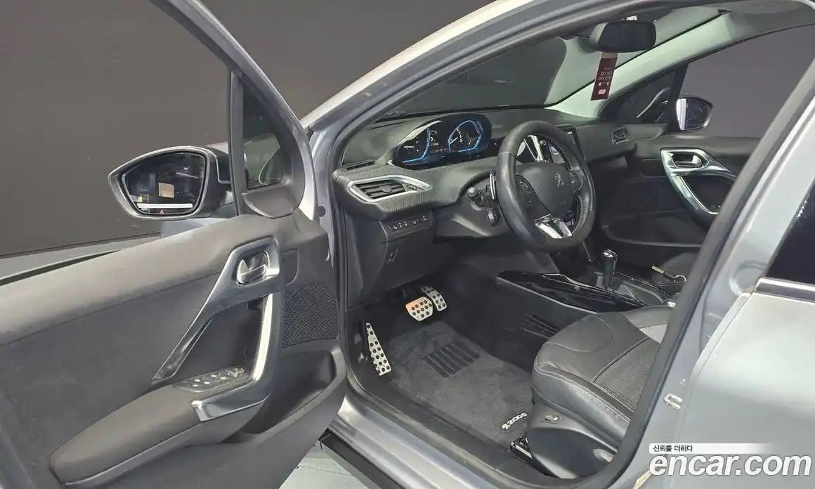 Peugeot 2008 2015 1.6 гидро в Москве № 257644, фото 10