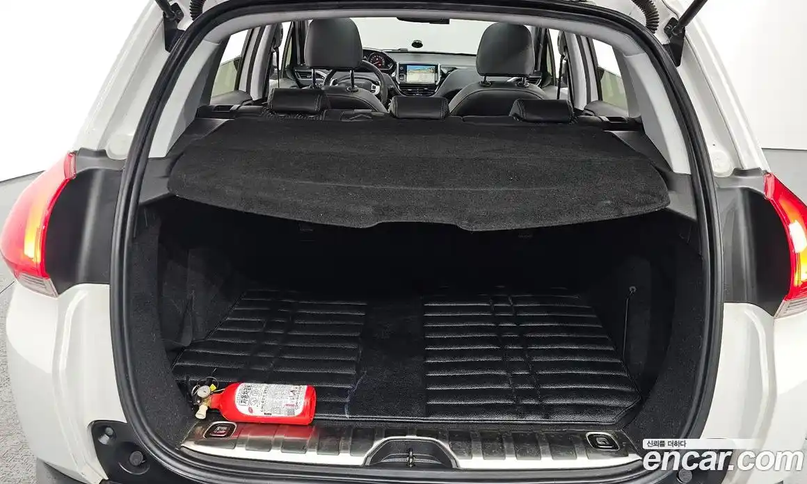 Peugeot 2008 2015 1.6 гидро в Москве № 259185, фото 20