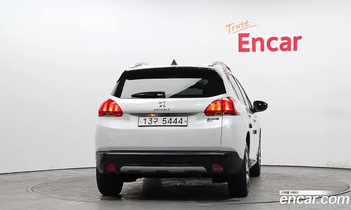 Peugeot 2008 2015 1.6 гидро в Москве № 259185, фото 4