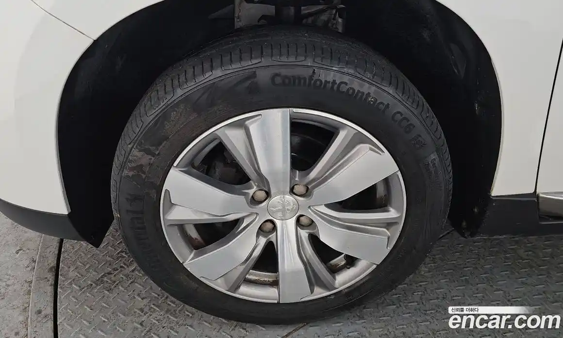 Peugeot 2008 2015 1.6 гидро в Москве № 259185, фото 5