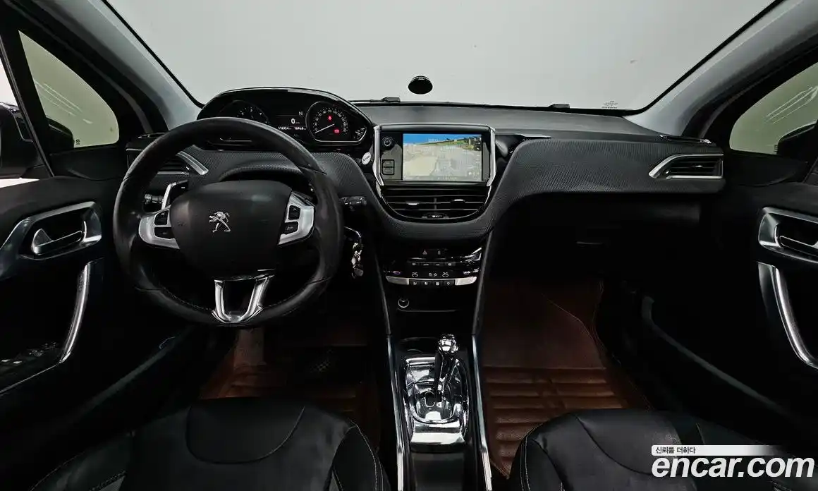 Peugeot 2008 2015 1.6 гидро в Москве № 259185, фото 7