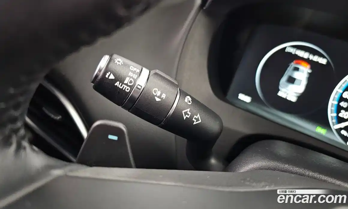 Jaguar XE 2019 2.0 гидро в Москве № 262125, фото 17