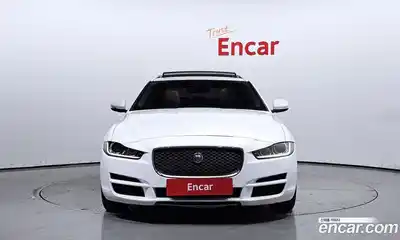 Jaguar XE 2019 2.0 гидро в Москве № 262125, миниатюра 3