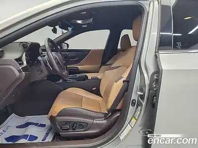 Lexus ES 2019 2.5 гидро в Москве № 275600, миниатюра 11