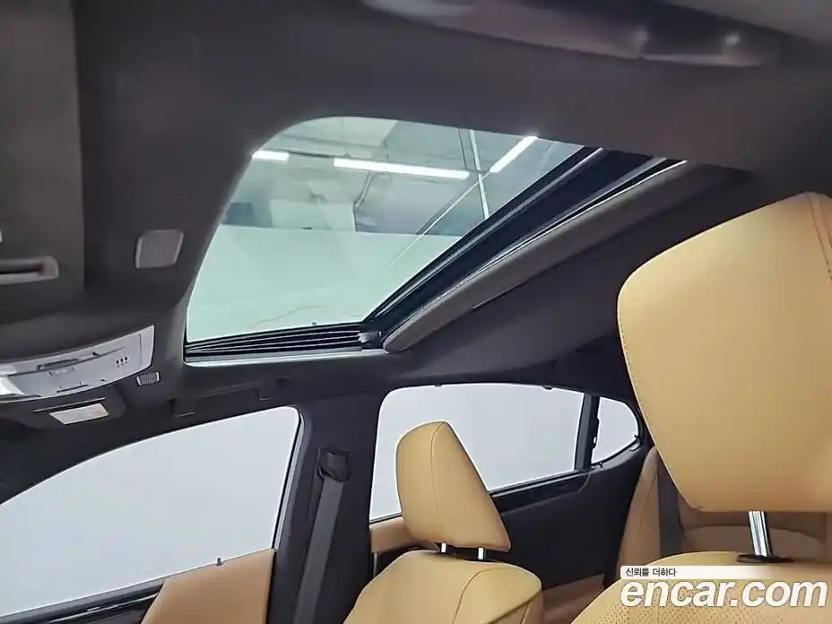 Lexus ES 2019 2.5 гидро в Москве № 275600, фото 16