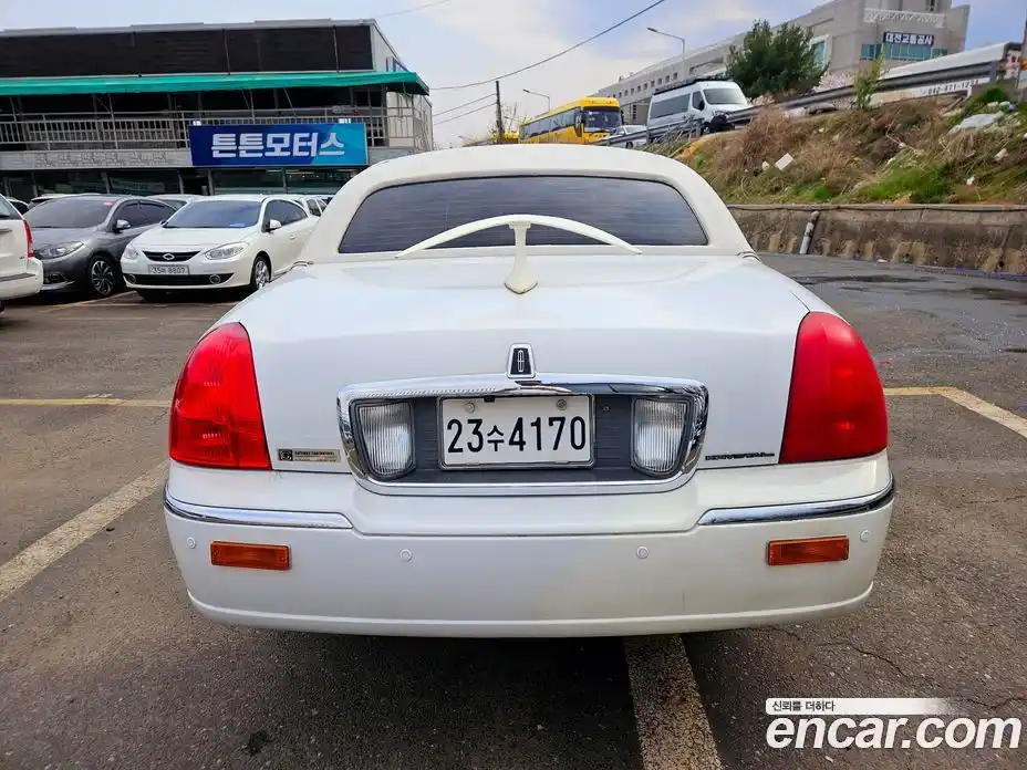 Lincoln Town Car 2003 4.6 гидро в Москве № 282704, фото 4