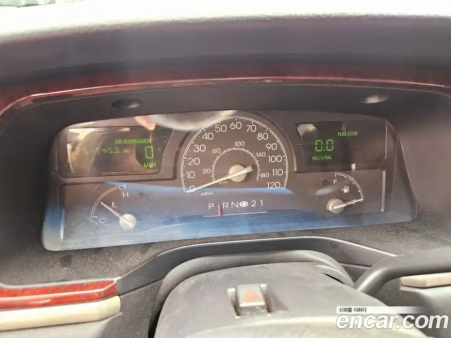 Lincoln Town Car 2003 4.6 гидро в Москве № 282704, фото 10