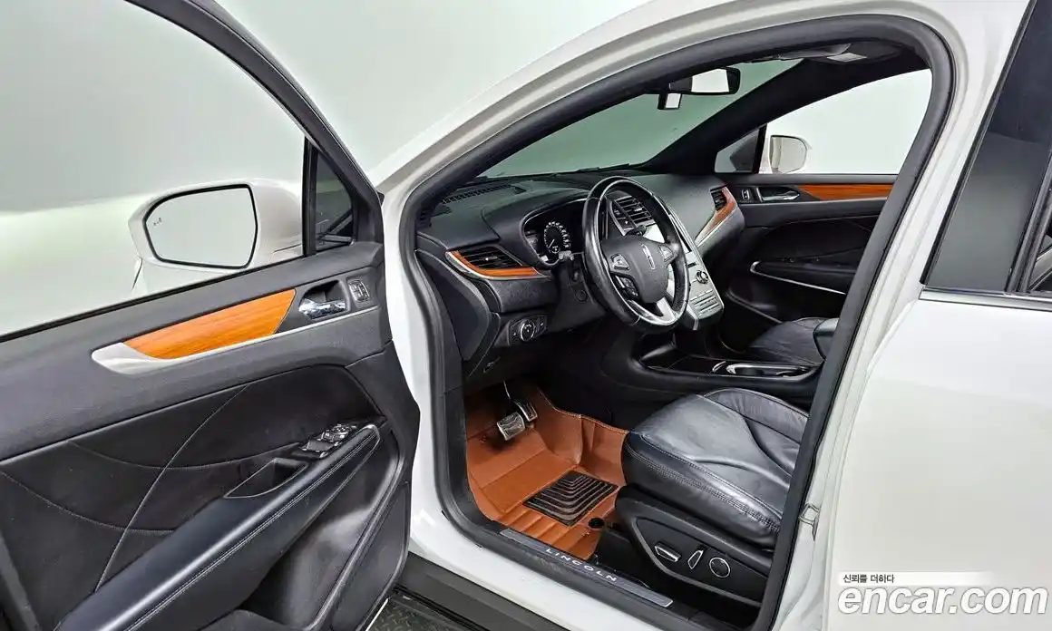 Lincoln MKC 2019 2.0 гидро в Москве № 304249, фото 10