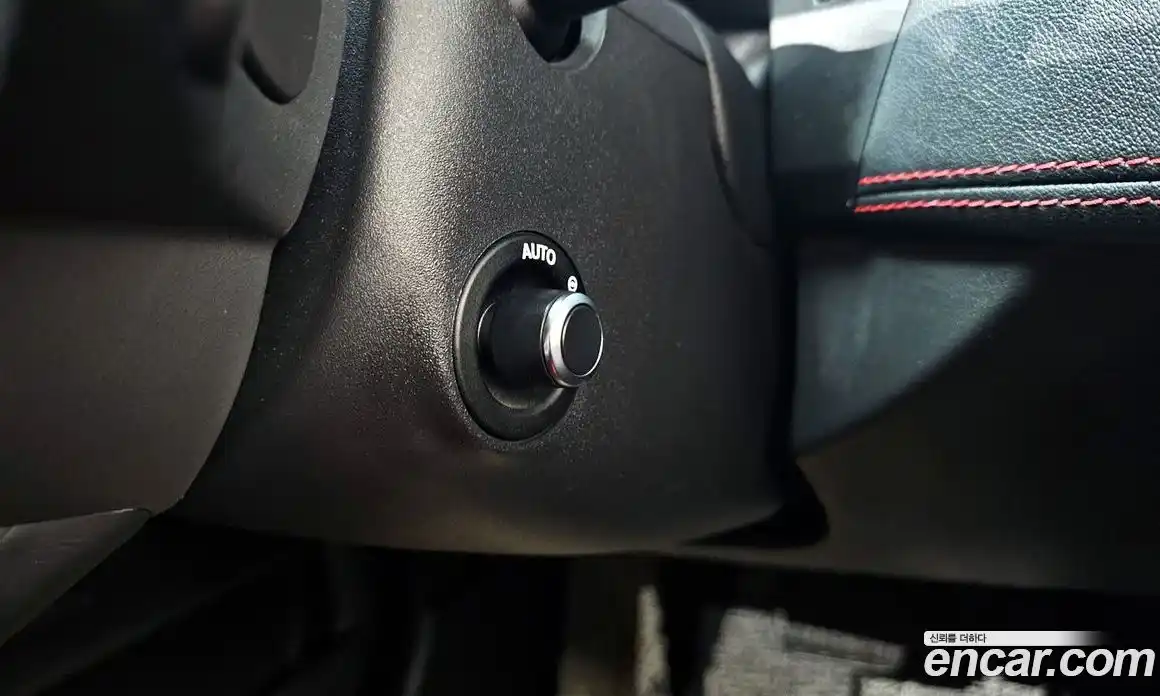 Jaguar XE 2015 2.0 гидро в Москве № 304942, фото 17