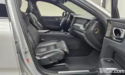 Volvo XC60 2022 2.0 гидро в Москве № 312621, миниатюра 11