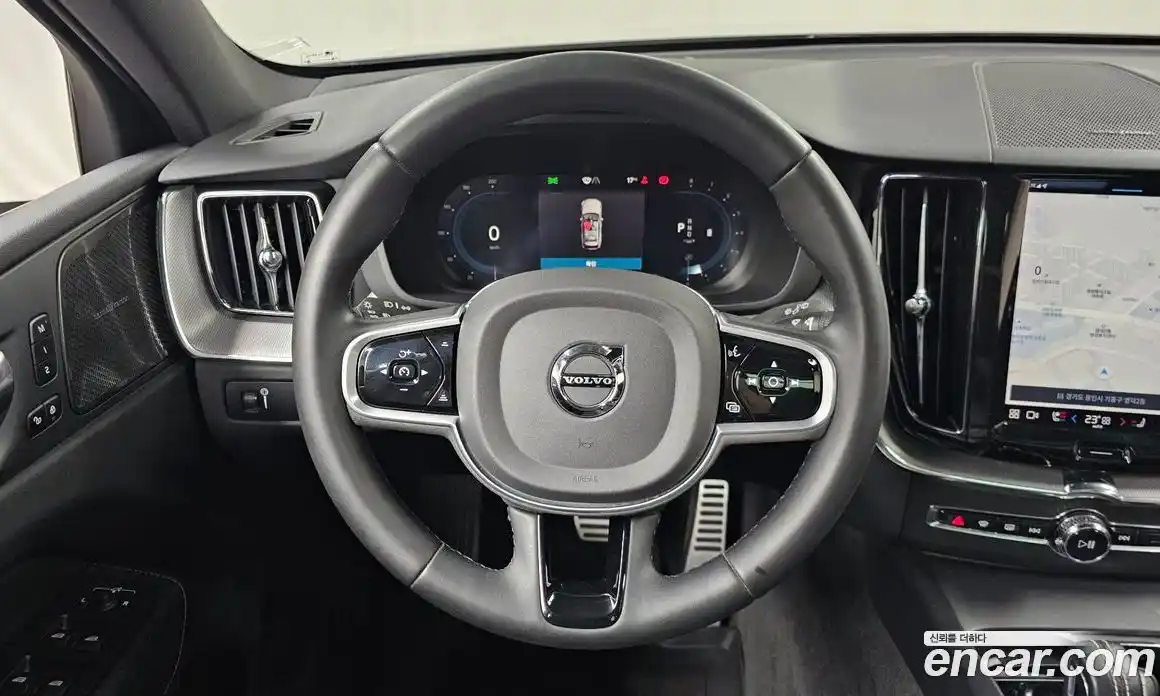 Volvo XC60 2022 2.0 гидро в Москве № 312621, фото 13