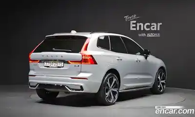 Volvo XC60 2022 2.0 гидро в Москве № 312621, миниатюра 2