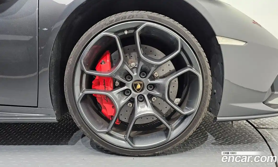 Lamborghini Huracan 2023 5.2 гидро в Москве № 320828, фото 5