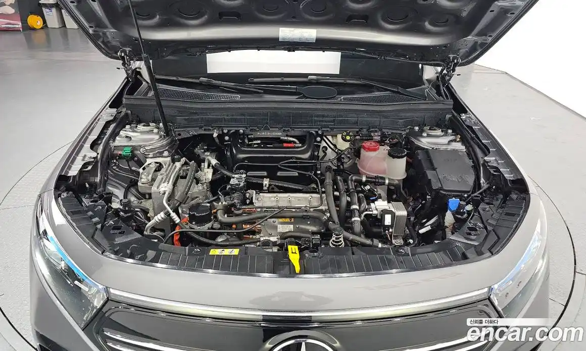 Mercedes-Benz EQB 2022 0.2 гидро в Москве № 324968, фото 6