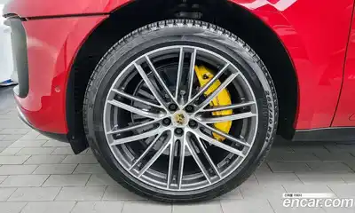 Porsche Macan 2023 2.9 гидро в Москве № 326357, миниатюра 5