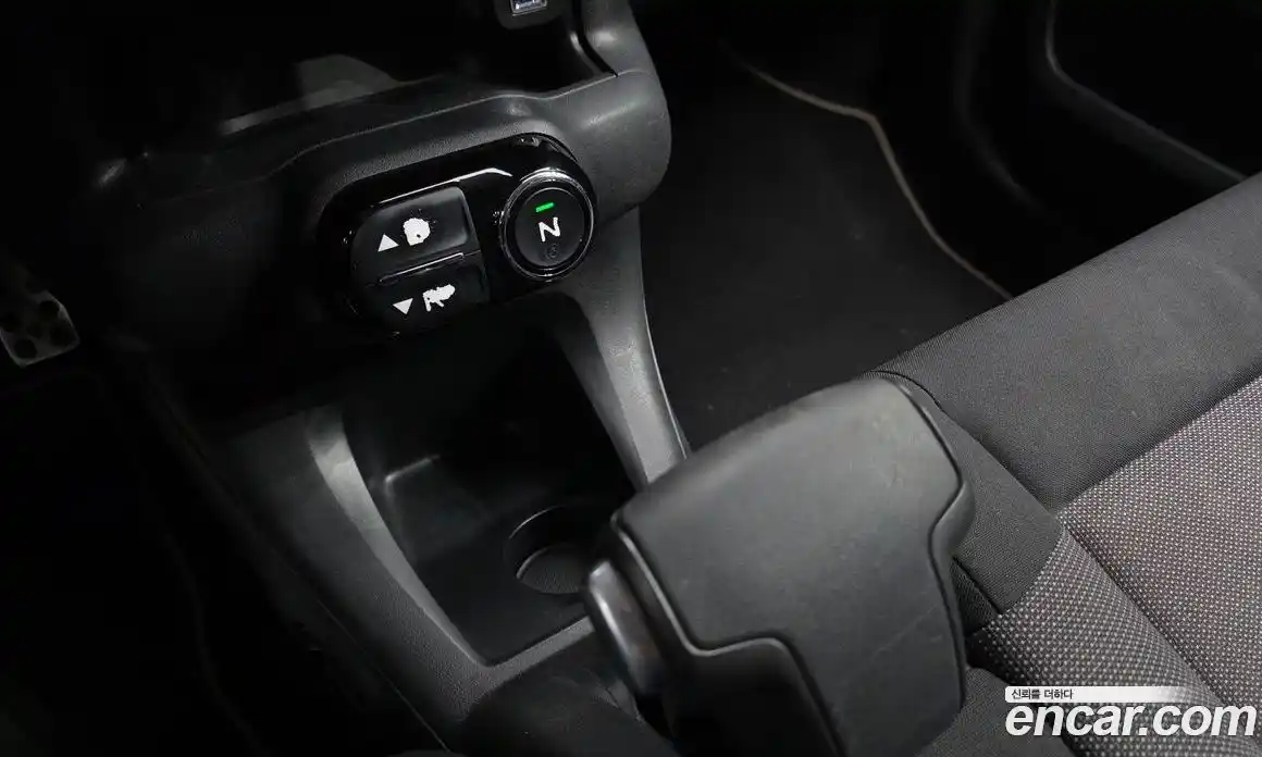 Citroen C4 Cactus 2018 1.6 гидро в Москве № 345099, фото 9