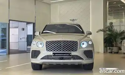 Bentley Bentayga 2025 4.0 гидро в Москве № 366415, миниатюра 2