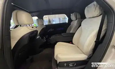 Bentley Bentayga 2025 4.0 гидро в Москве № 366415, миниатюра 6