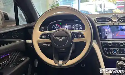 Bentley Bentayga 2025 4.0 гидро в Москве № 366415, миниатюра 10