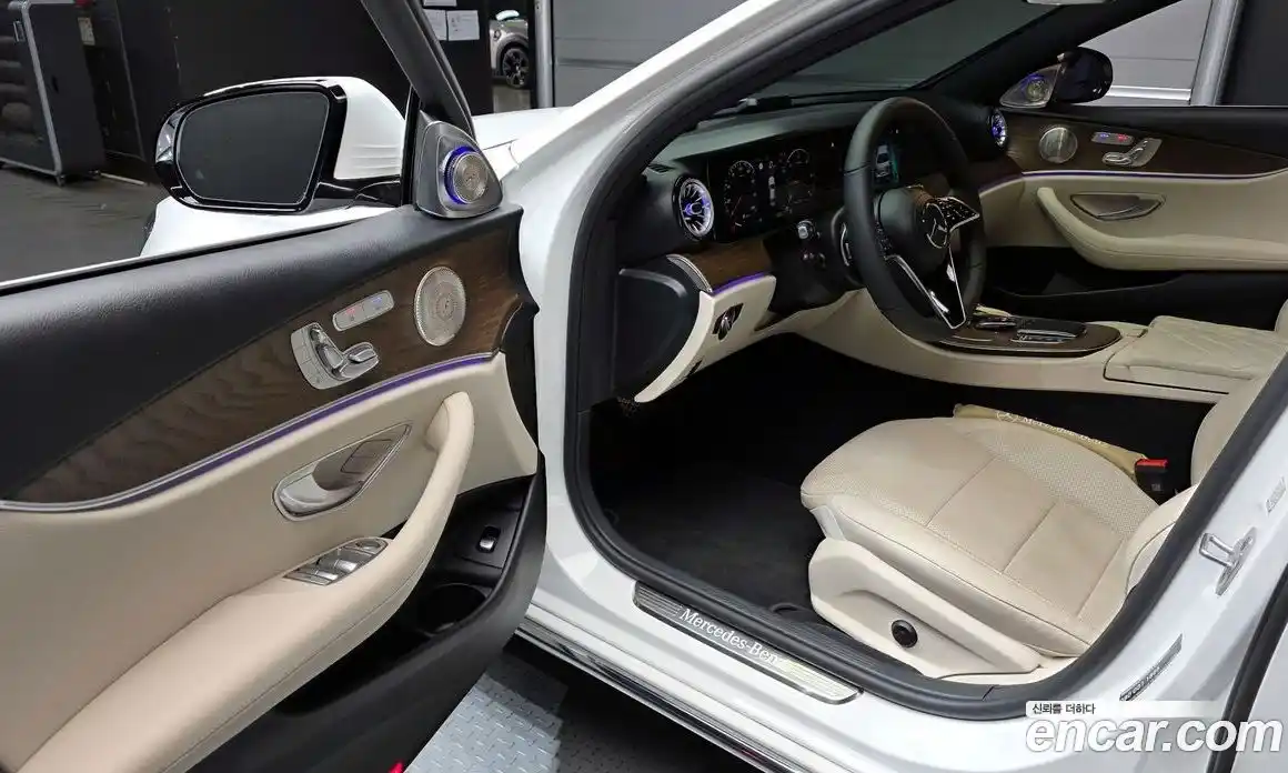 Mercedes-Benz E-Class 2023 1.9 гидро в Москве № 370075, фото 11