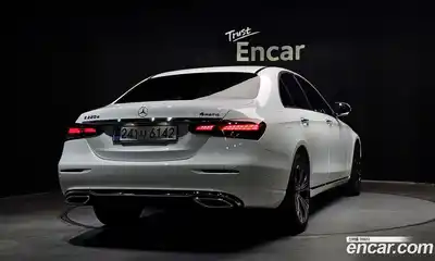 Mercedes-Benz E-Class 2023 1.9 гидро в Москве № 370075, миниатюра 2