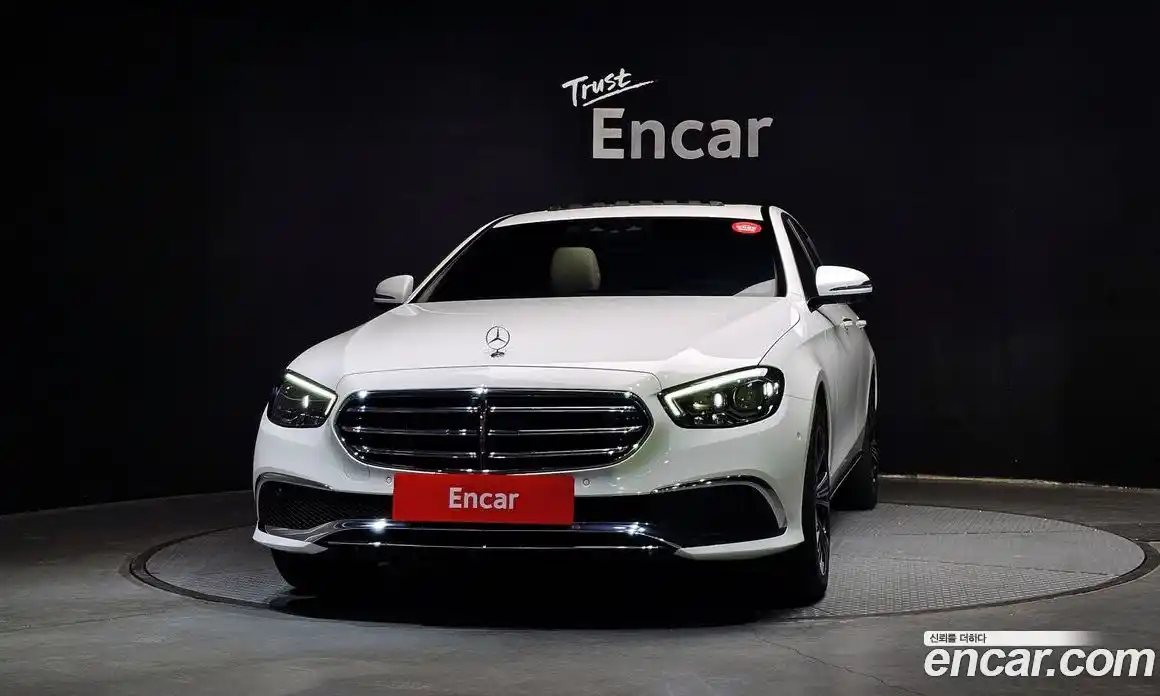 Mercedes-Benz E-Class 2023 1.9 гидро в Москве № 370075, фото 3