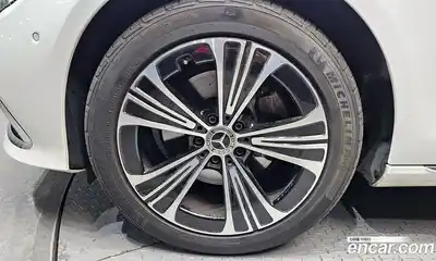 Mercedes-Benz E-Class 2023 1.9 гидро в Москве № 370075, миниатюра 5