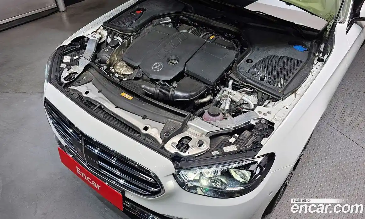 Mercedes-Benz E-Class 2023 1.9 гидро в Москве № 370075, фото 6