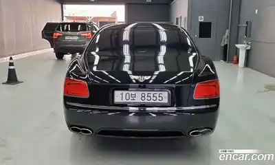 Bentley Flying Spur 2018 4.0 гидро в Москве № 387294, миниатюра 4
